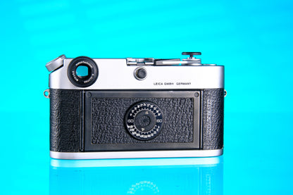 Leica M6 Classic 35mm Rangefinder Film Camera - Silver Chrome