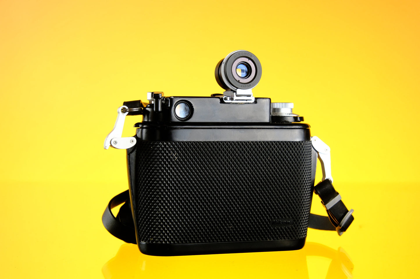 Nikon Nikonos II 35mm Underwater Camera 3 Lens Kit Tested Working!