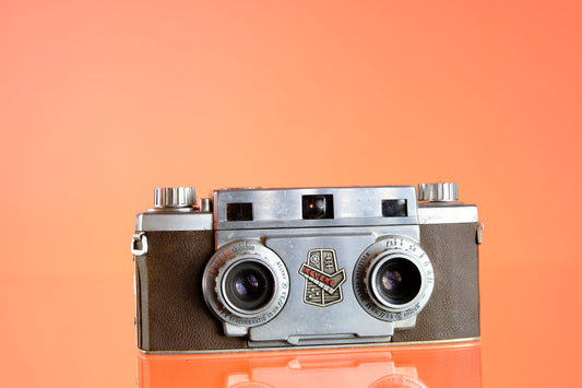 Revere Stereo 33 Camera 35mm 3D Camera For Display