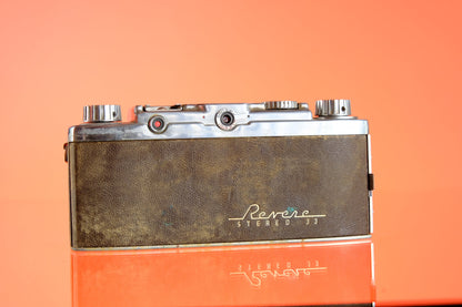 Revere Stereo 33 Camera 35mm 3D Camera For Display