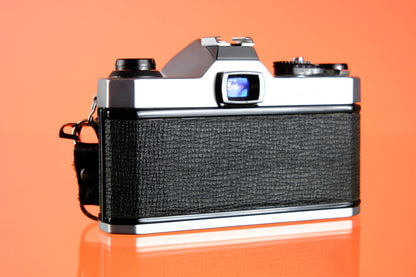 Pentax K1000 SE 35mm SLR Film Camera + A 50mm f/1.7 Lens - EXC!