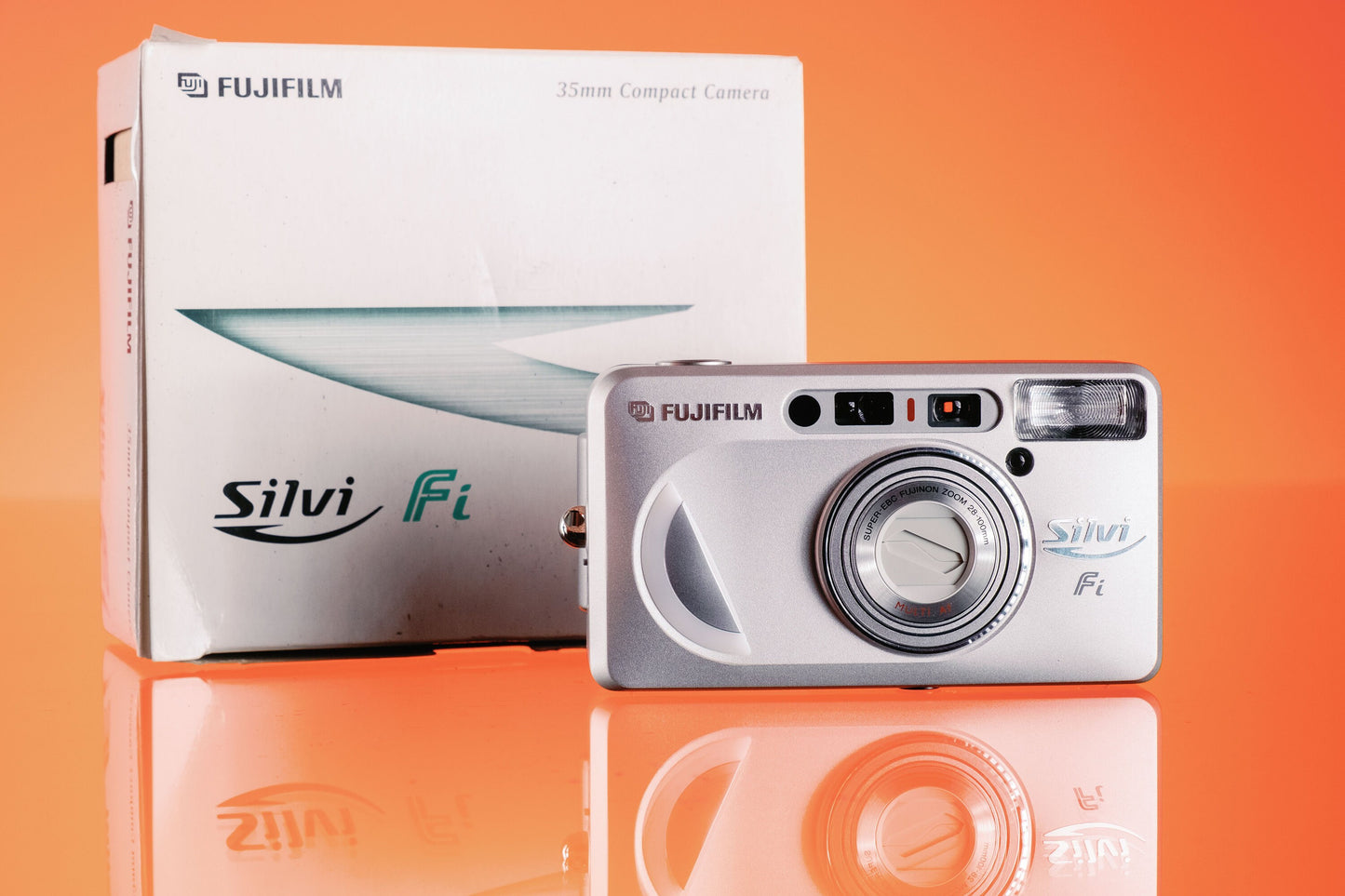 Fujifilm Silvi Fi 35mm Point and Shoot camera - New old stock!