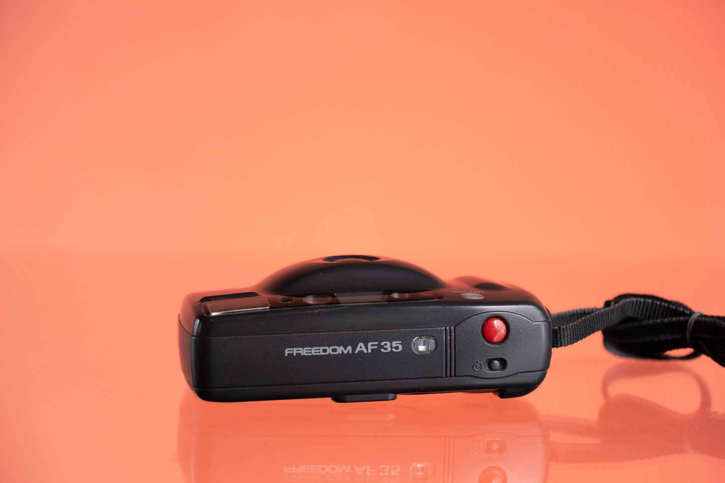 Minolta Freedom AF35 35mm Point and Shoot Film Camera