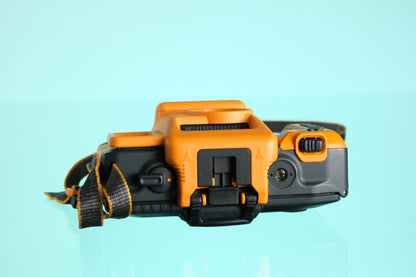 Canon AS-6 Aqua Snappy Underwater Point and Shoot Ultra Tough 35mm Camera