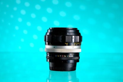 Nikon Nikkor-H Auto 85mm f/1.8 Pre Ai Telephoto Lens F Mount