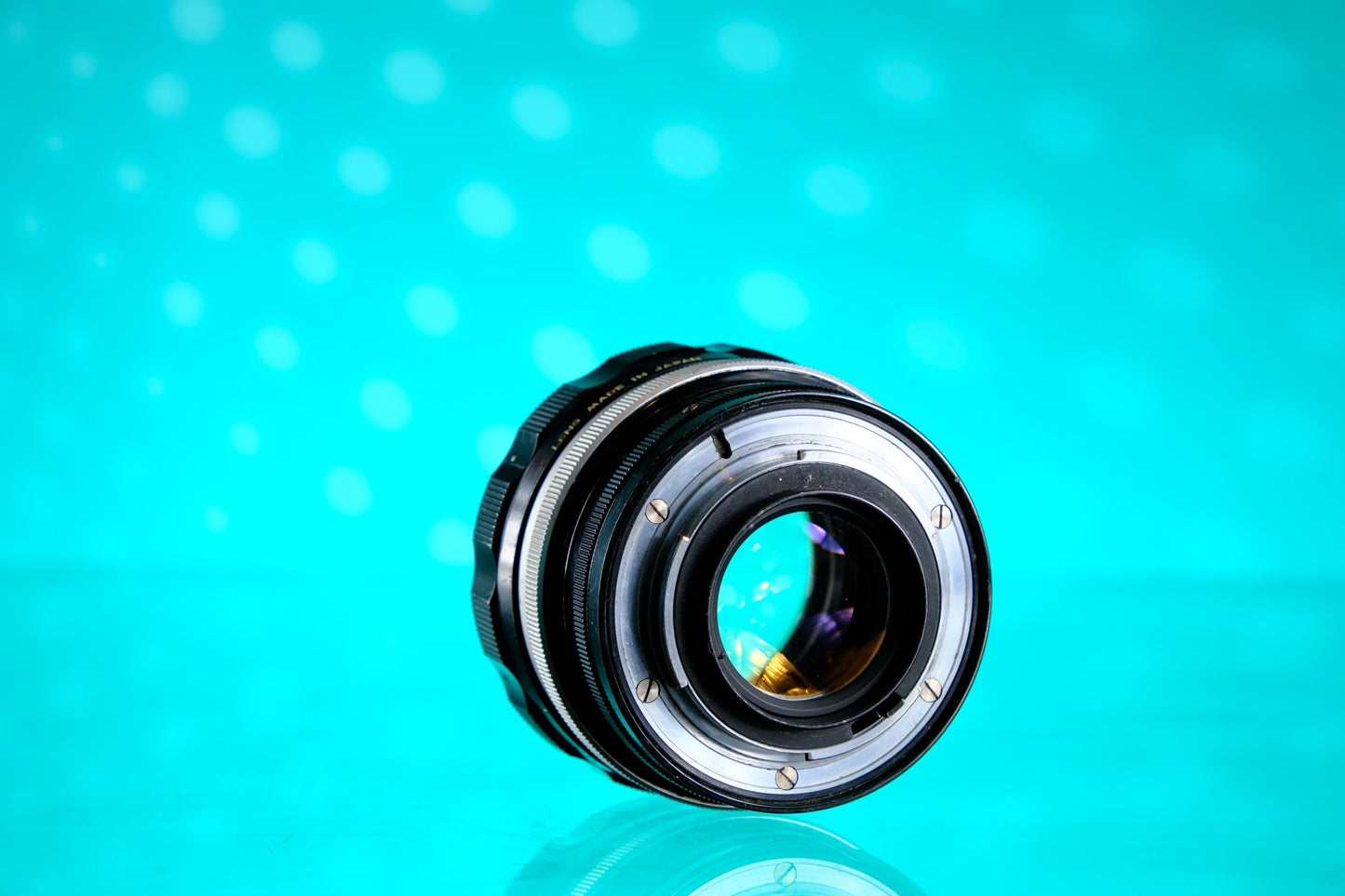 Nikon Nikkor-H Auto 85mm f/1.8 Pre Ai Telephoto Lens F Mount