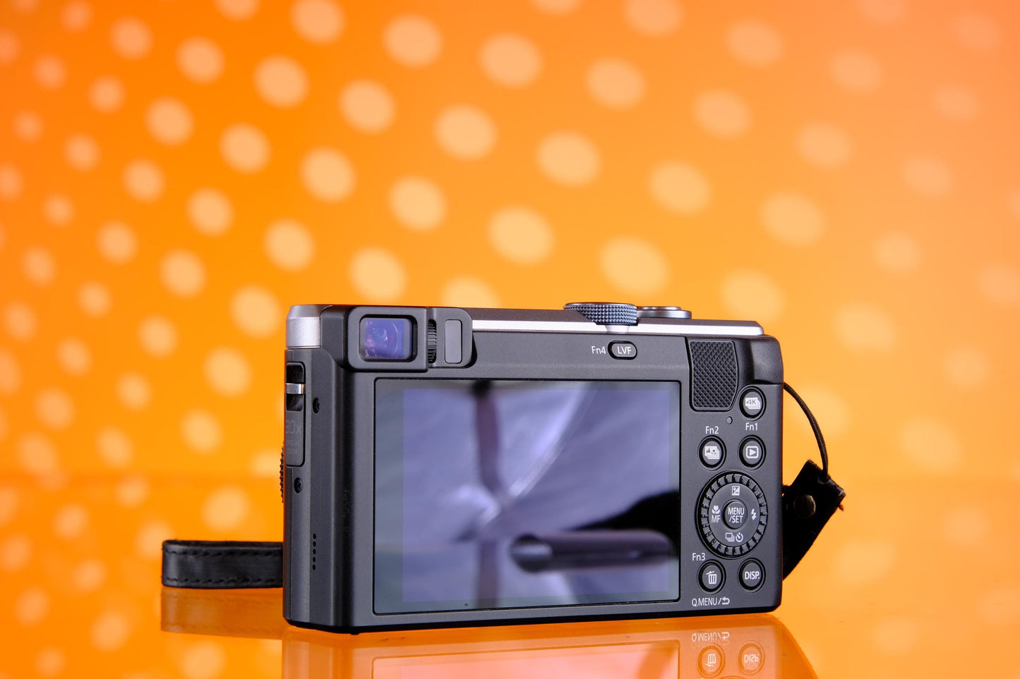 Panasonic Lumix DMC-ZS60 Digital Point & Shoot Digicam GX7 alternative