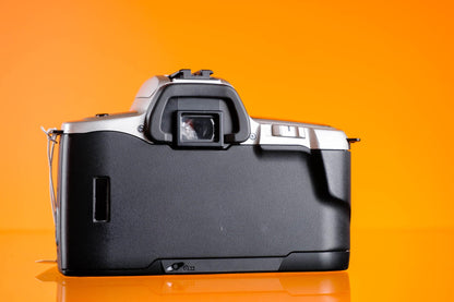 Minolta QTsi Maxxum Mount Autofocus SLR Camera - 35-80 f/4-5.6 Zoom Lens READ