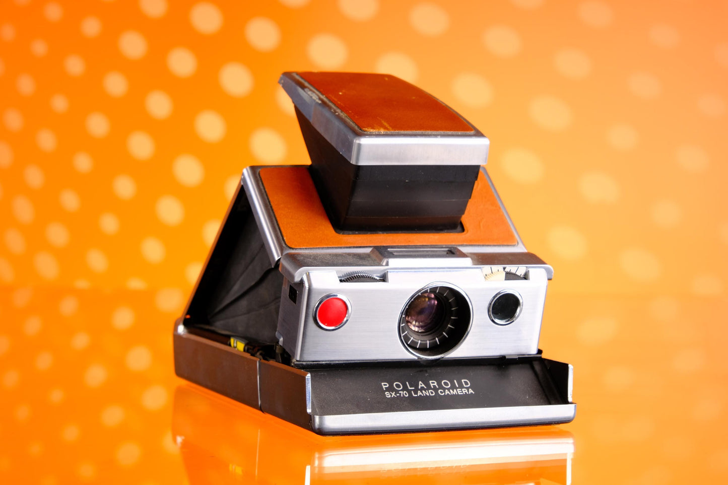 Polaroid SX-70 Land Instant Film Camera