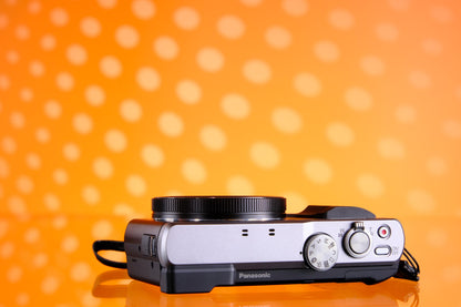 Panasonic Lumix DMC-ZS60 Digital Point & Shoot Digicam GX7 alternative