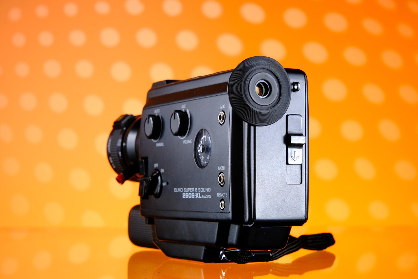 Elmo Super 8 Sound 260S-XL Macro 8mm Camera