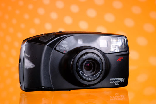 Minolta Freedom Zoom 90EX QD 35mm Point & Shoot Film Camera