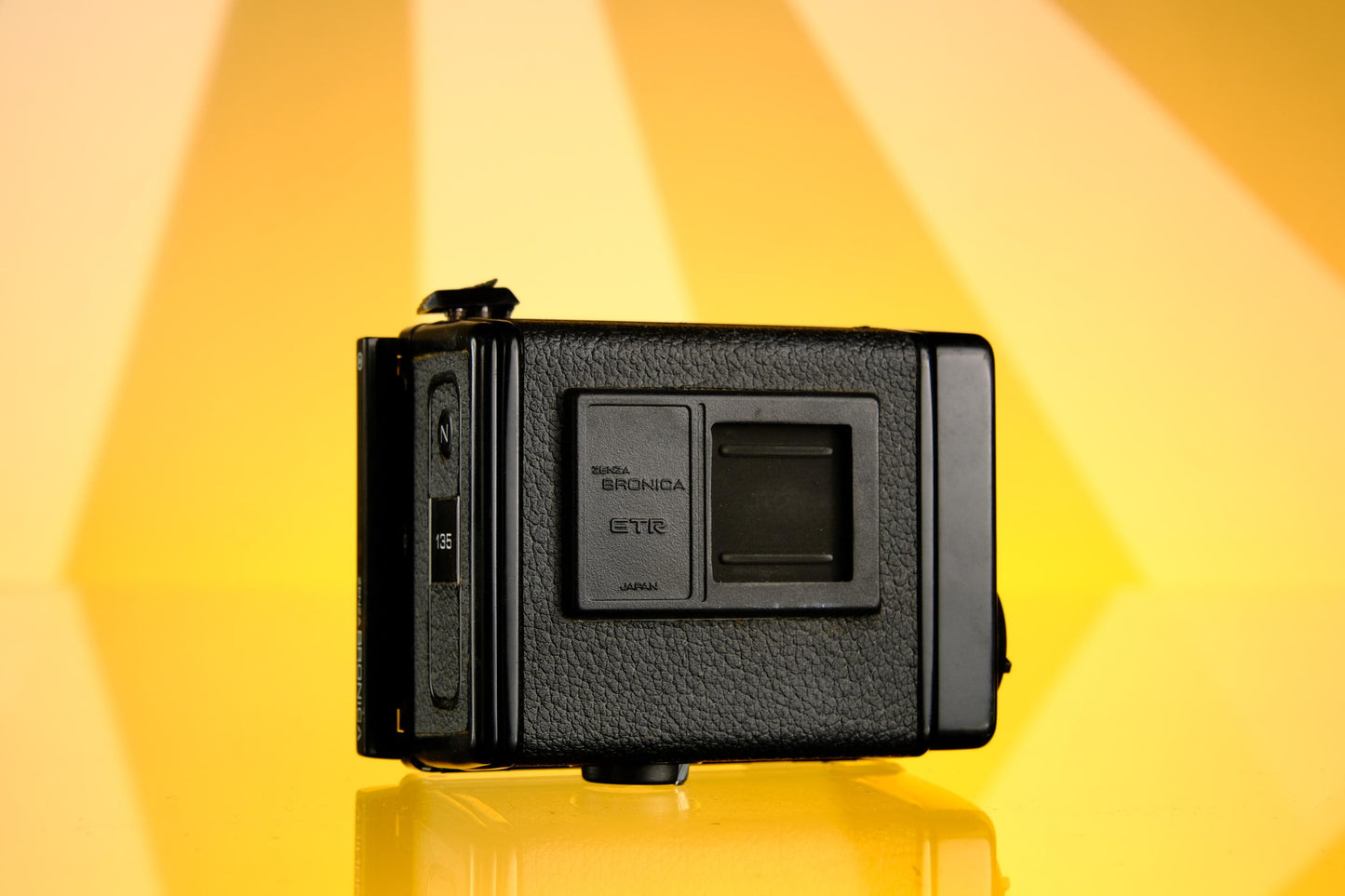 Zenza Bronica 135 N 35mm Film Back for ETR System Cameras