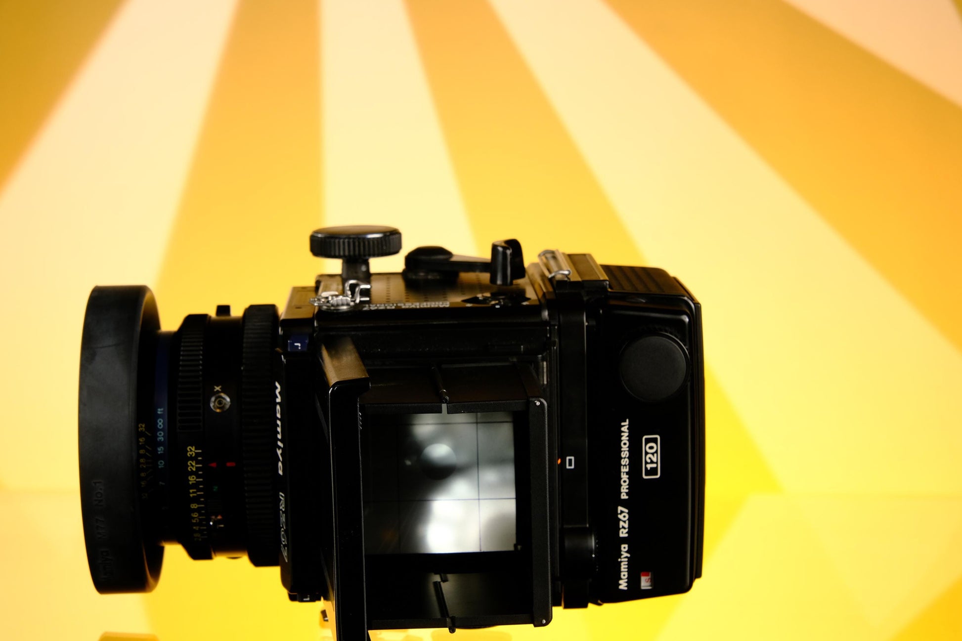 Mamiya RZ67 Professional 6x7 SLR Camera 110mm Lens, Waist