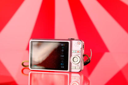 Casio Exilim EX-Z90 Pink Compact Digital Camera Digicam Starter Kit