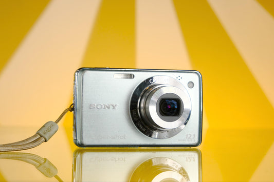 Sony Cyber-shot DSC-W210 Digicam Digital Camera Point and Shoot