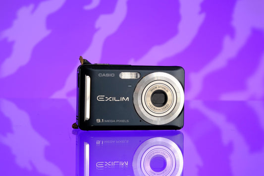 Casio Exilim EX-Z19 Black Compact Digital Camera Digicam Starter Kit