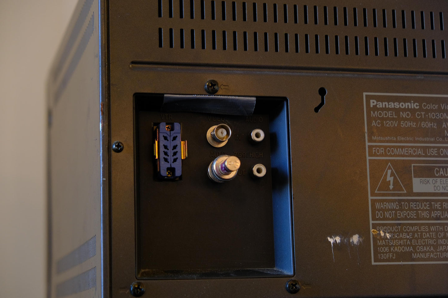 Panasonic CT-1030M Broadcast Retro Gaming CRT Monitor