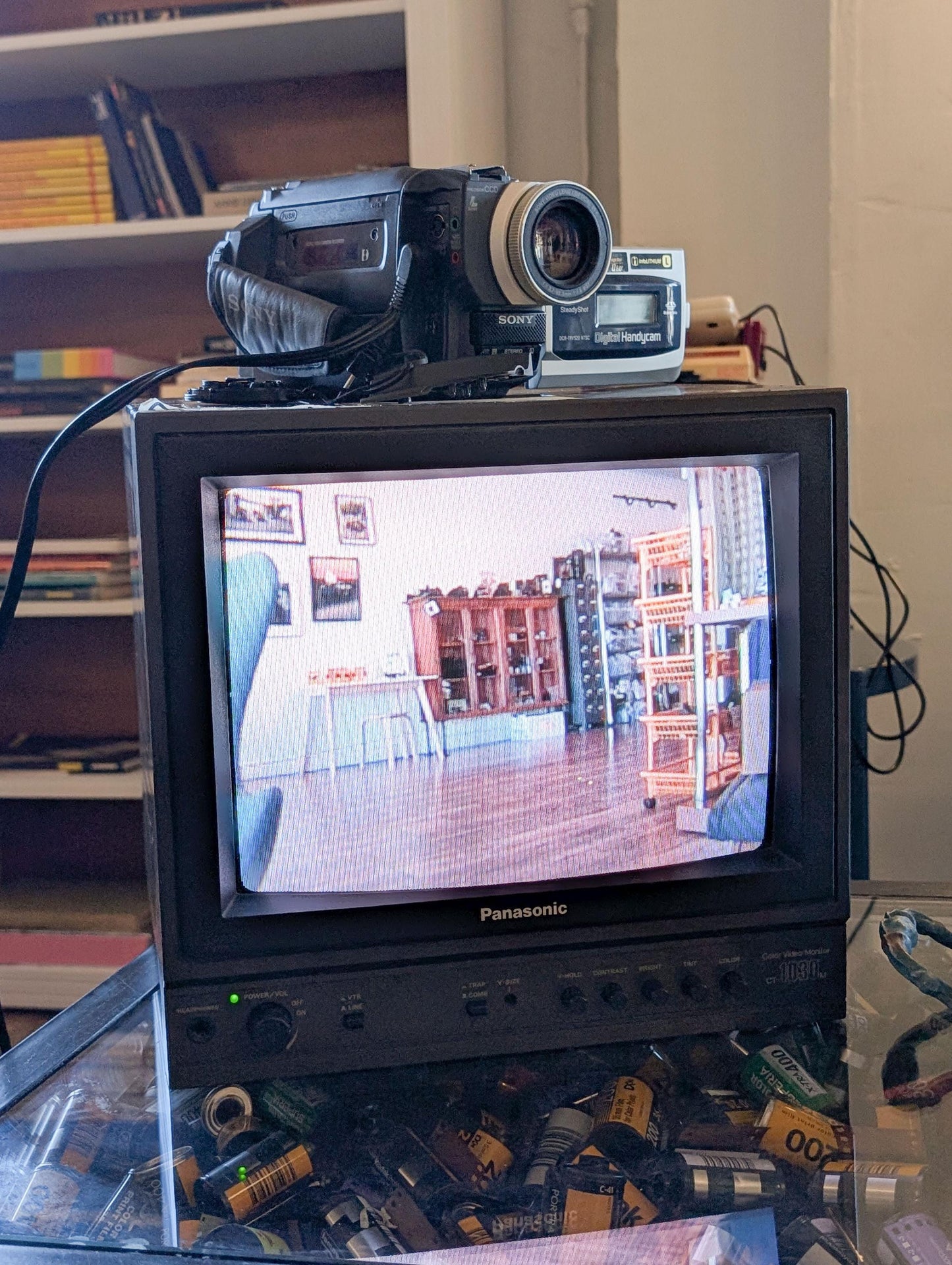 Panasonic CT-1030M Broadcast Retro Gaming CRT Monitor