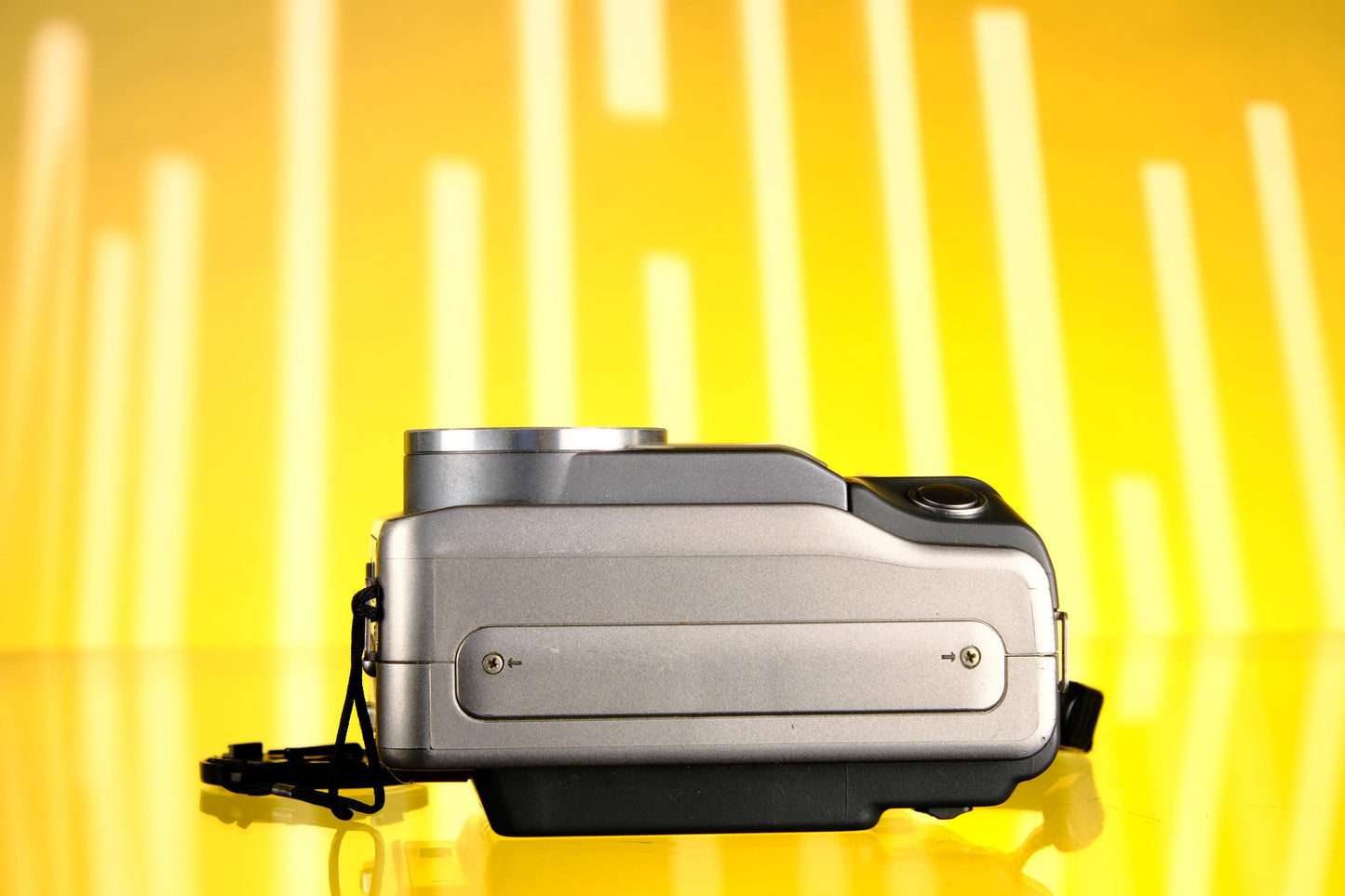Sony Mavica MVC-FD7 – Digital Floppy Disk Camera - Vaporwave