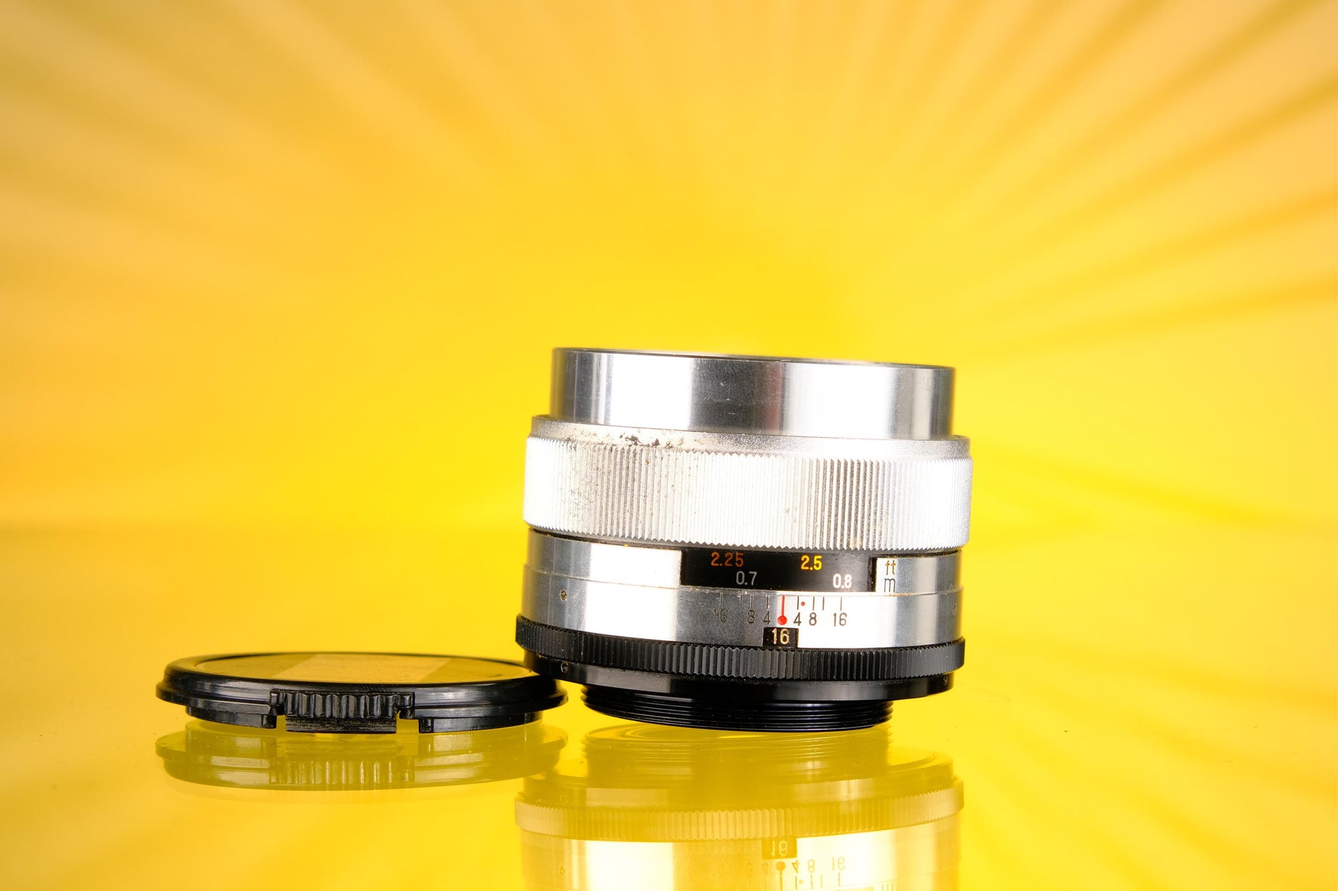 Yashica Auto Yashinon 5.5cm f/1.8 M42 Mount Lens