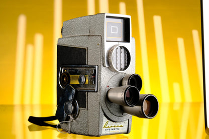 Revere Eye Magazine 8 Super 8mm Camera - Shelf Piece
