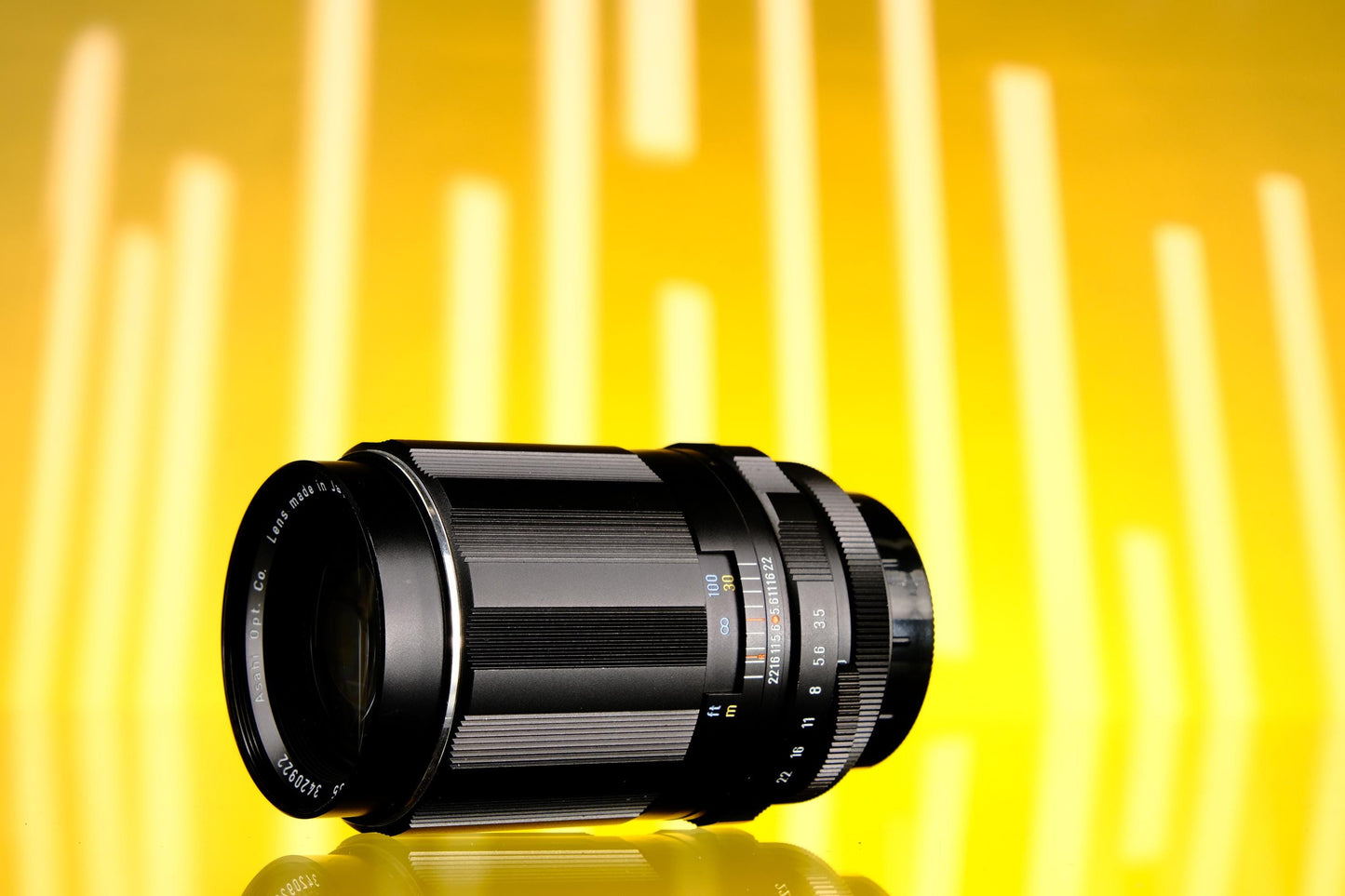 Pentax Super Takumar 135mm f/3.5 Telephoto M42 Mount Prime Lens