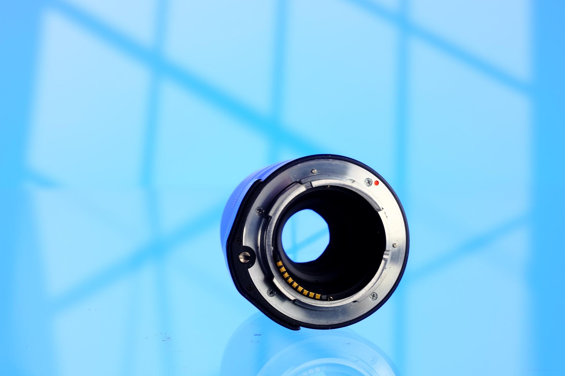 Contax G 90mm f/2.8 Sonnar Telephoto Lens - w/ GG-3 Hood, GK-54 metal cap