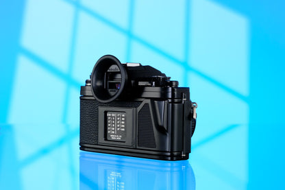 Minolta X-700 35mm SLR Film Camera + 50mm F/1.4