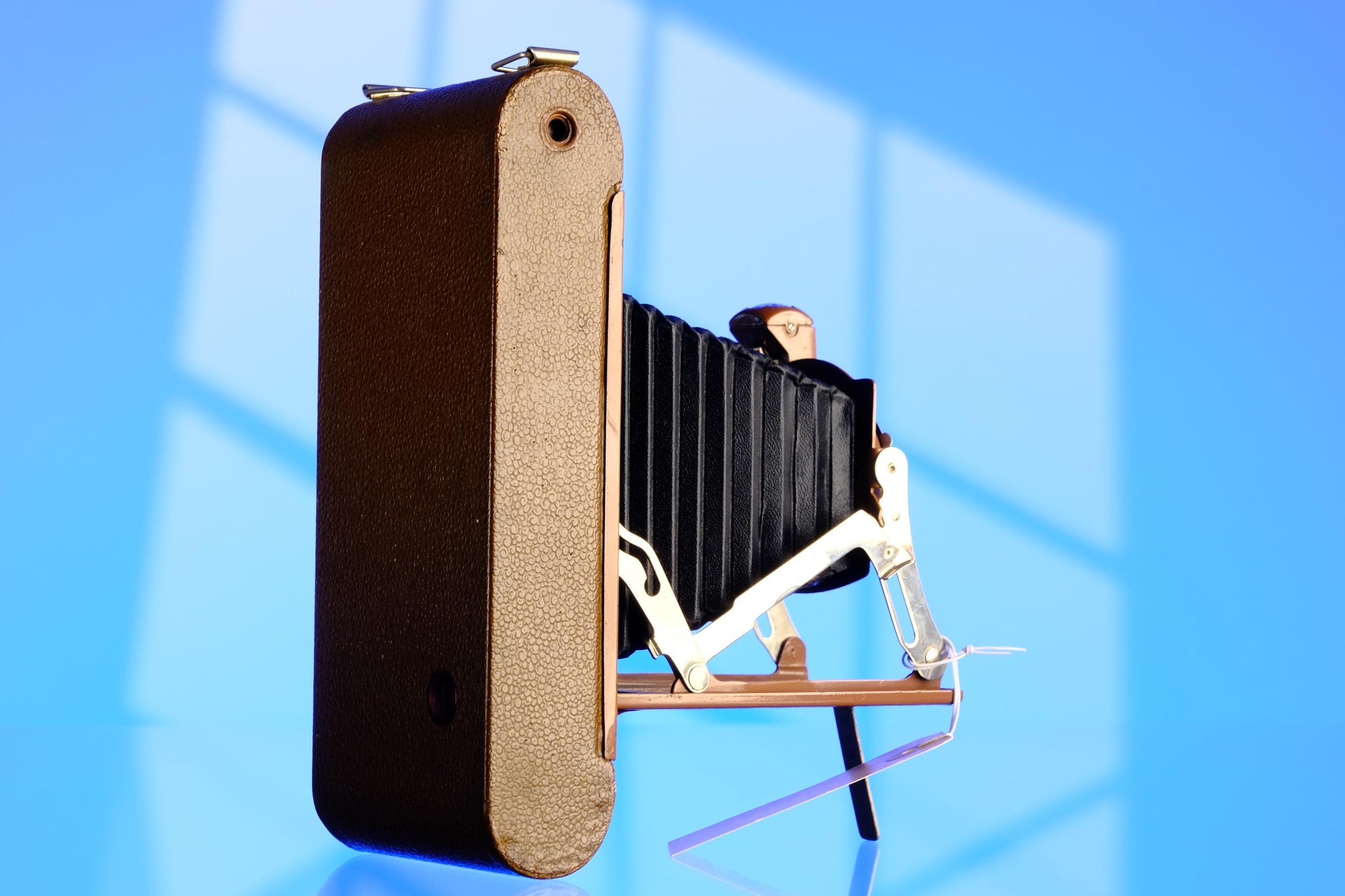 Eastman Kodak No.1 Pocket Kodak Junior Model B Camera - Brown