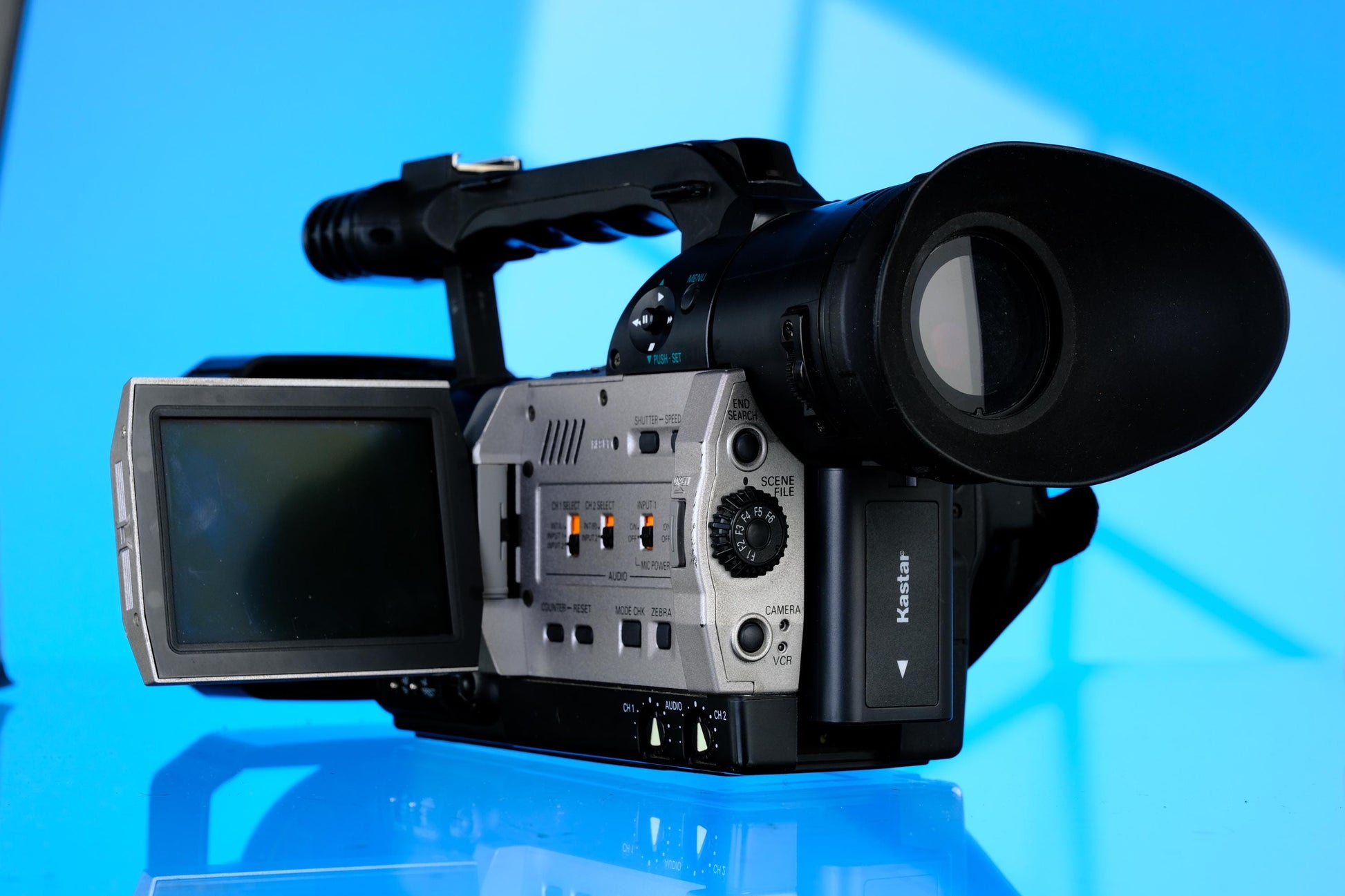 Panasonic AG-DVX100 Camcorder Video Camera