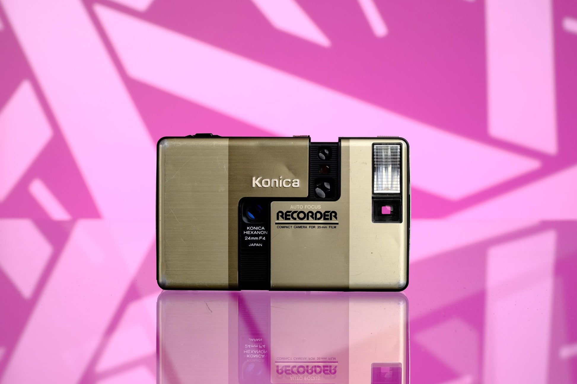 Konica Recorder 35mm Half Frame Point & Shoot Camera - Champagne Silver