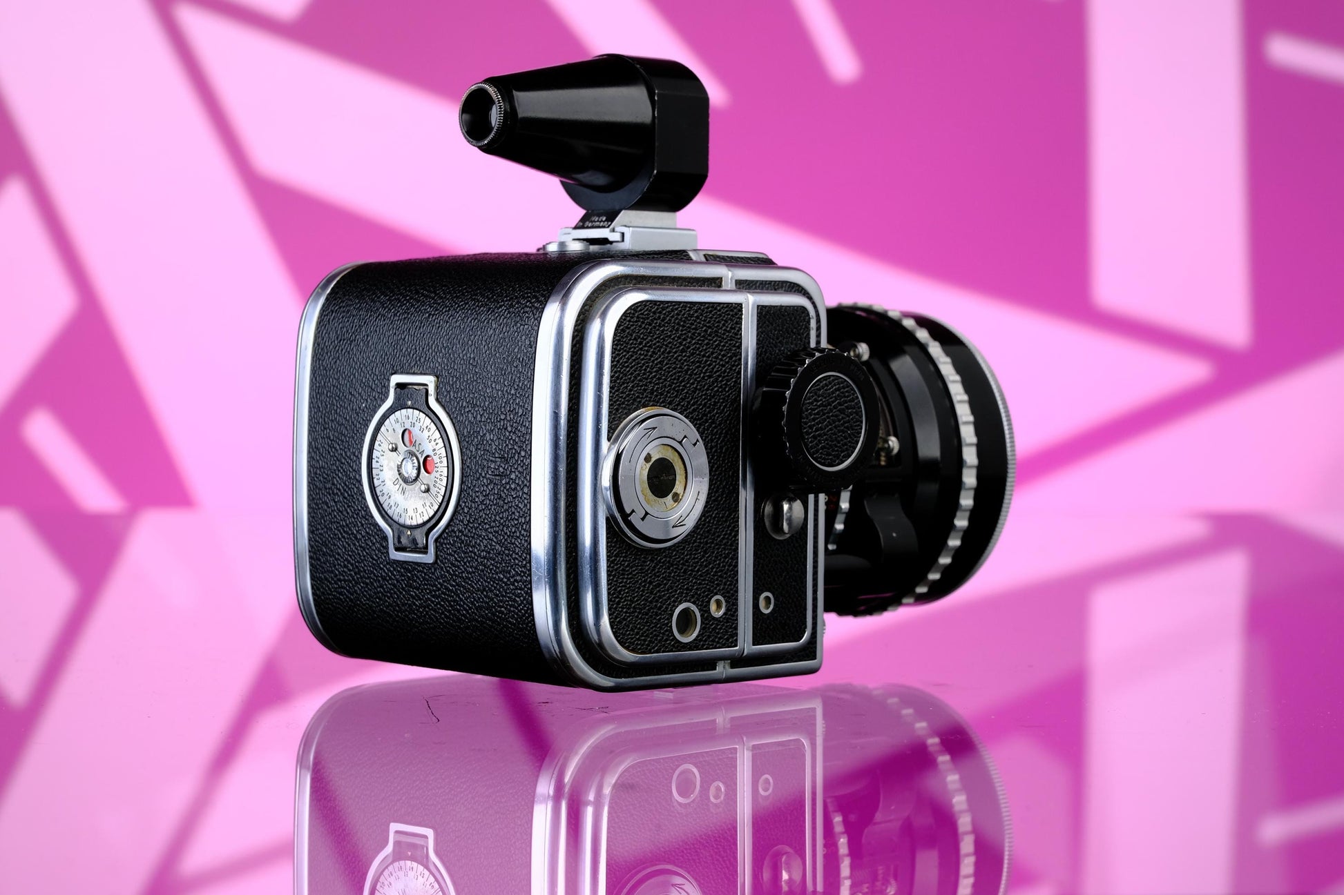 Hasselblad SWC 6x6 Medium Format Ultrawide Camera - 38mm f/4.5 Biogon Lens