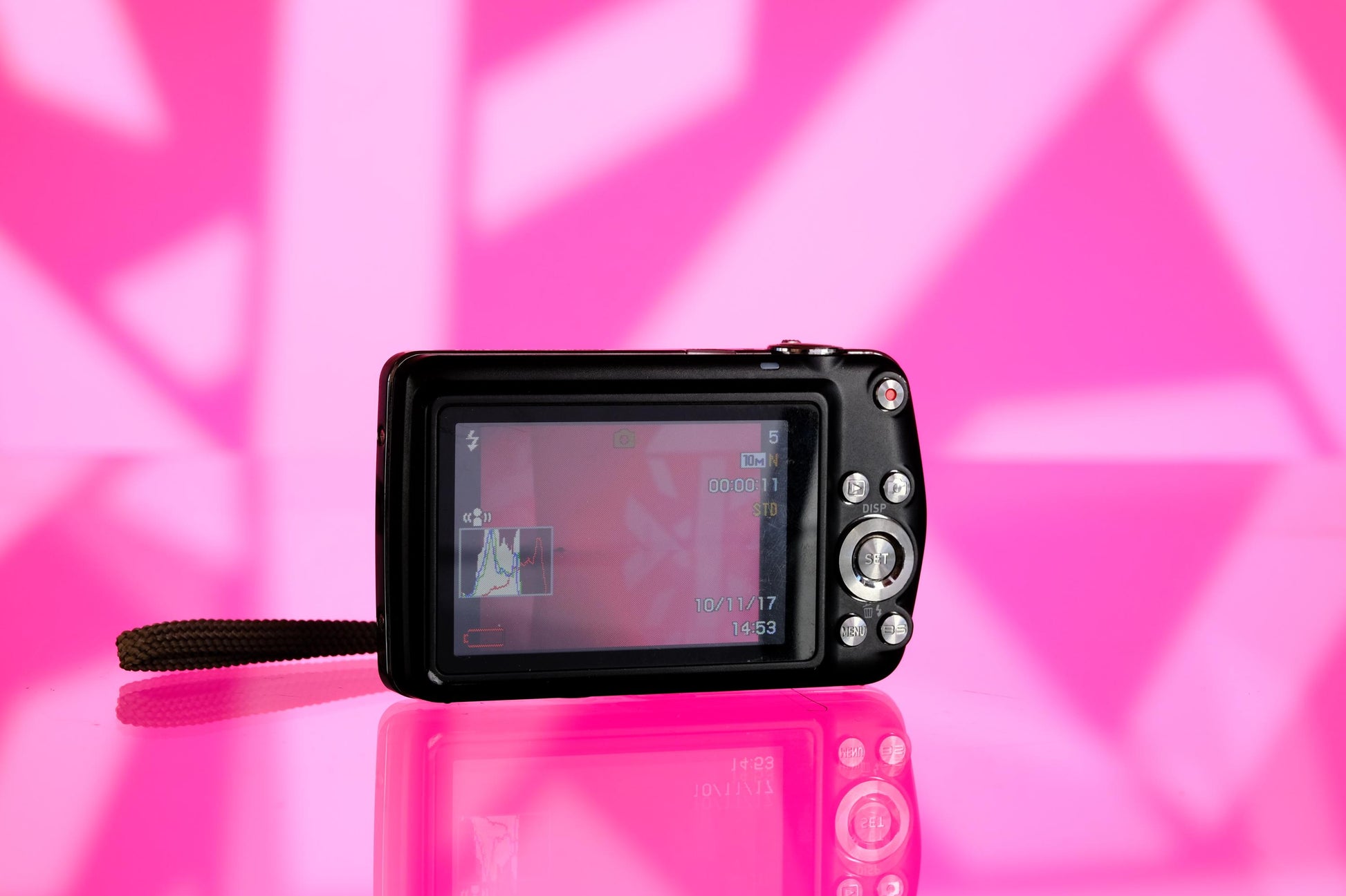 Casio ex-z1 Chrome Digital Point and Shoot Digicam Camera