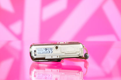 Olympus MJU 410 Digital Point and Shoot Camera