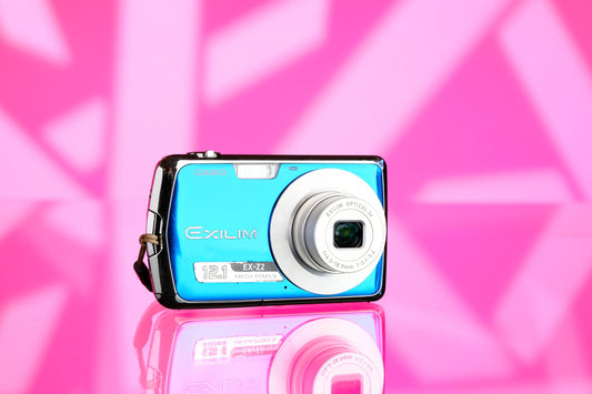 Casio ex-z2 Digital Point and Shoot Digicam Camera