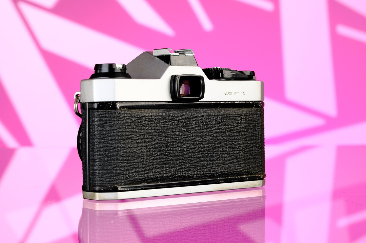 Pentax K1000 35mm SLR + 50mm f/1.8 Lens