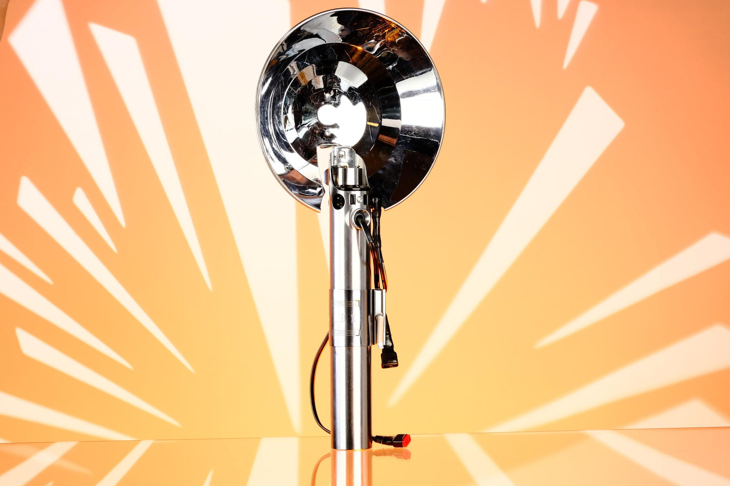 Graflex 3 Cell Red Button Flash Tube w/ Reflector - Star Wars Luke's Lightsaber