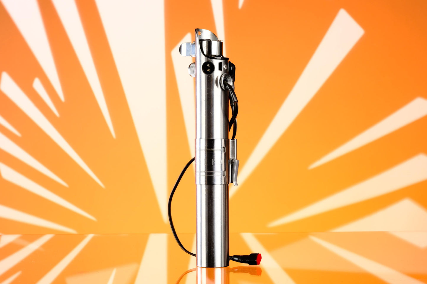 Graflex 3 Cell Red Button Flash Tube w/ Reflector - Star Wars Luke's Lightsaber