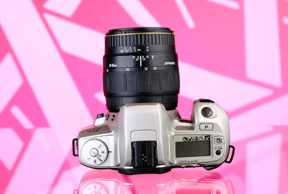 Minolta STsi 35mm Autofocus SLR Camera + 28-80mm f/3.5-5.6 Zoom Lens, 70-300mm LDO Macro Lens