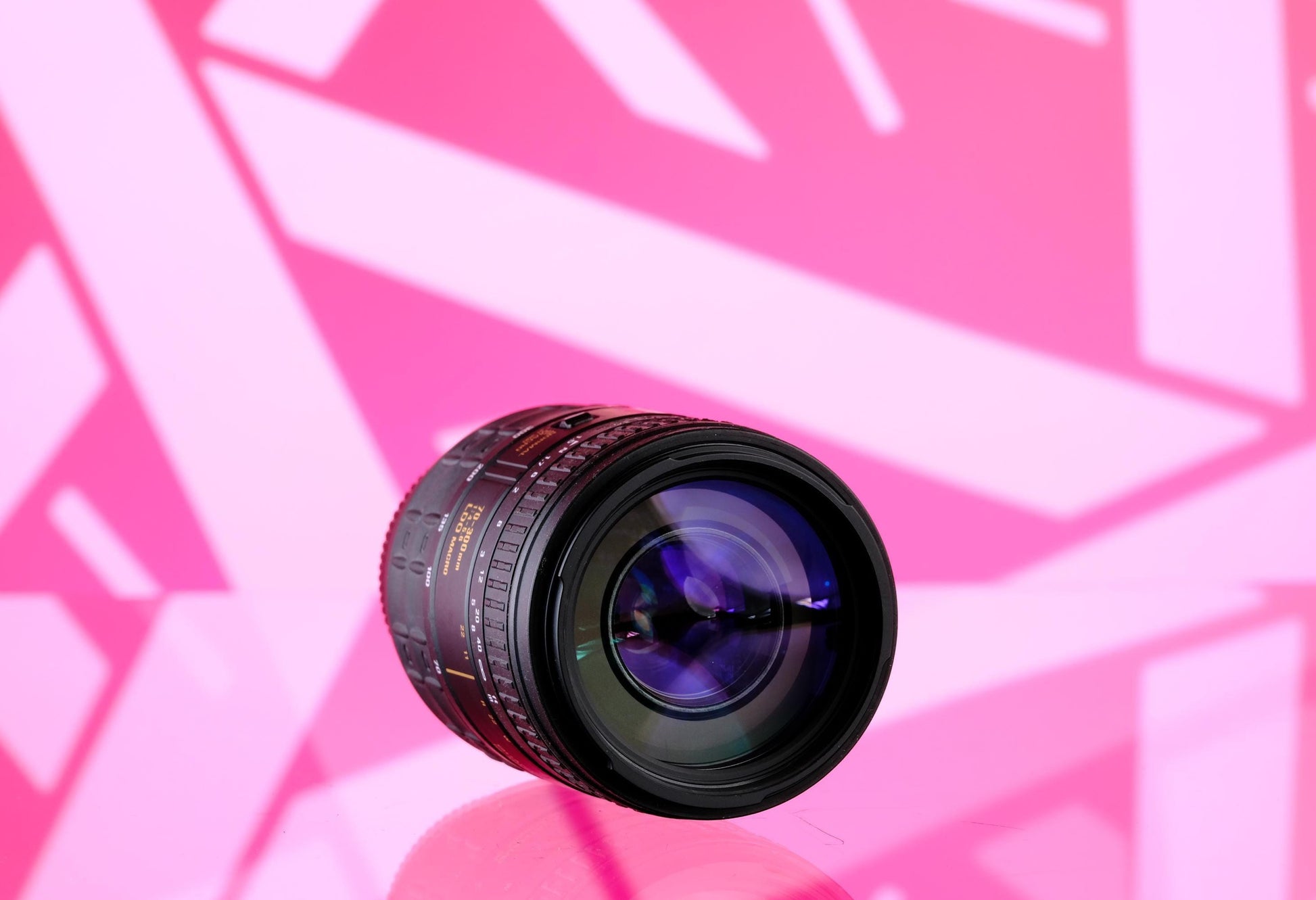 Minolta STsi 35mm Autofocus SLR Camera + 28-80mm f/3.5-5.6 Zoom Lens, 70-300mm LDO Macro Lens