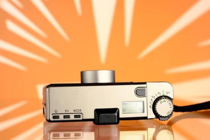 Leica Minilux 35mm Point and Shoot Film Camnera - 40mm f/2.4 Lens - Replaced Ribbon Cable!