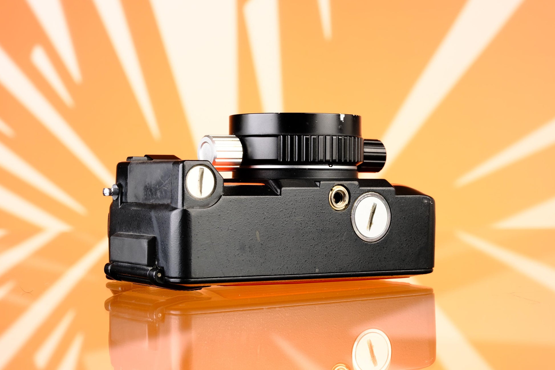 Nikonos V 35mm Diving Camera + 35mm F/2.5 Lens