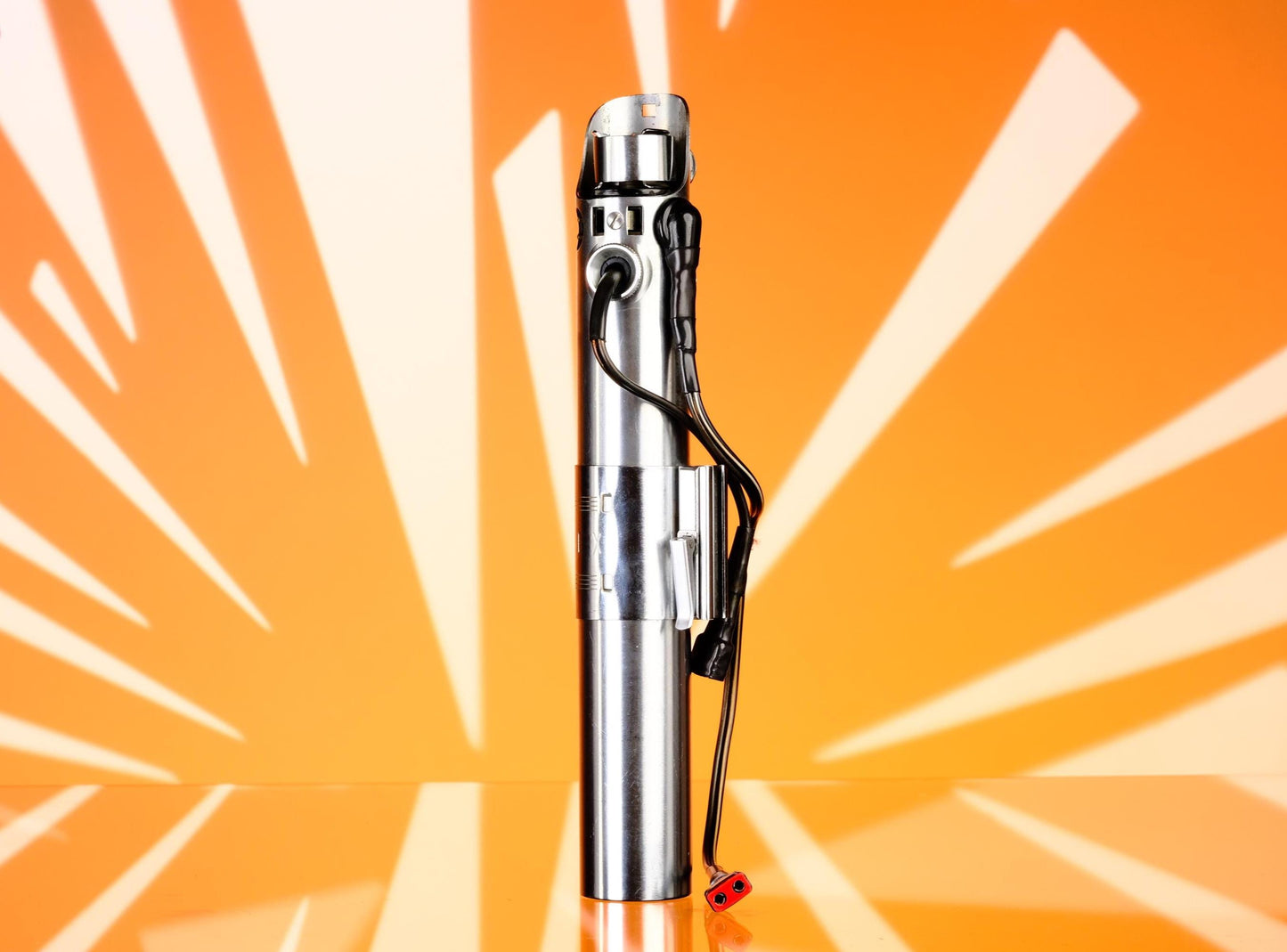 Graflex 3 Cell Red Button Flash Tube w/ Reflector - Star Wars Luke's Lightsaber