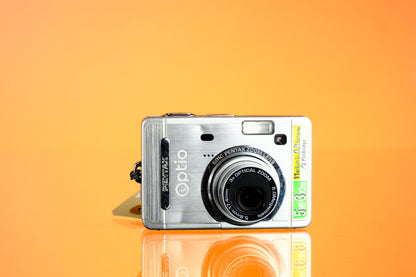 Panasonic Lumix DMC-LZ2 Digital Camera Digicam Starter Kit!