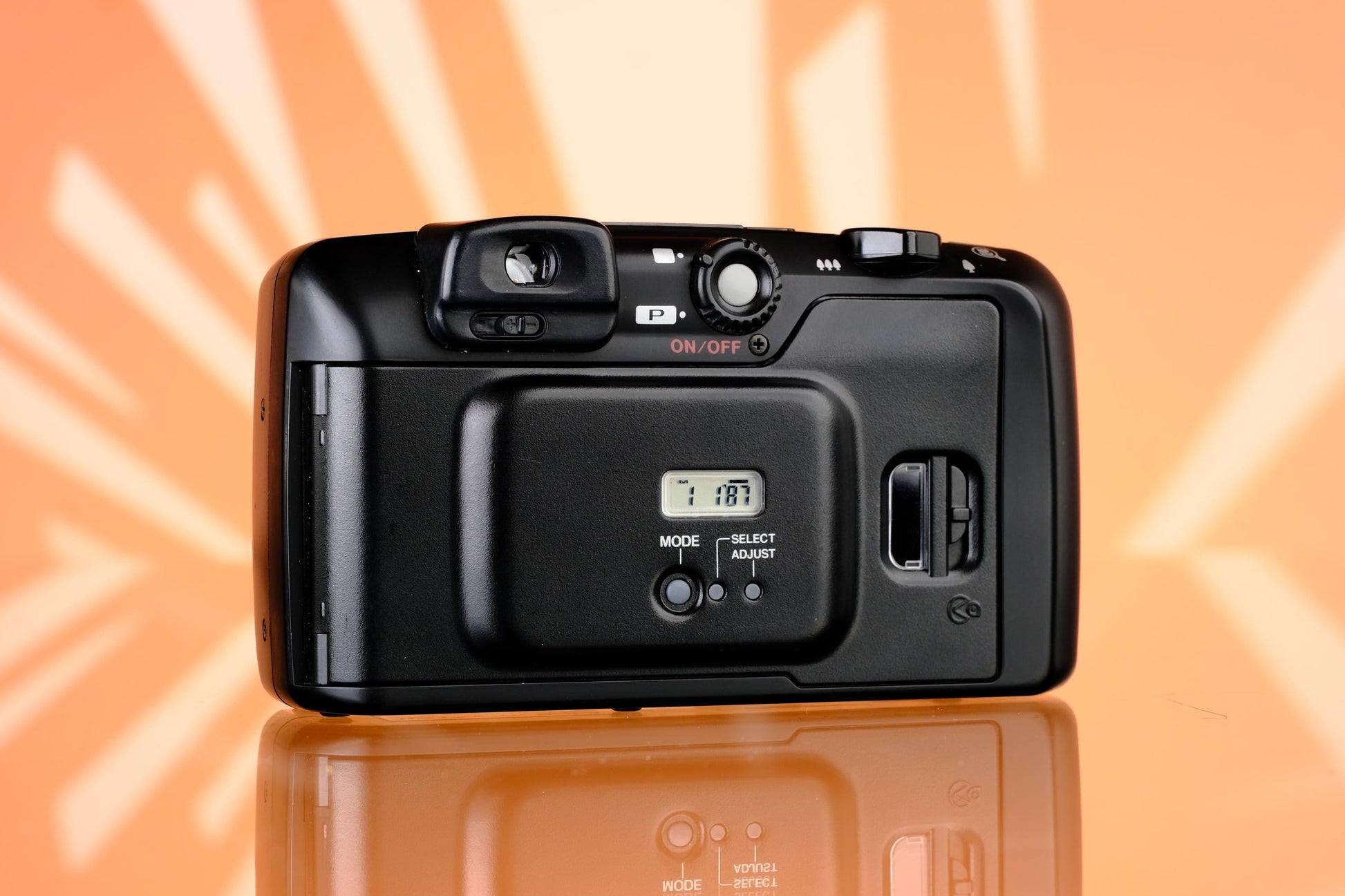 Pentax IQZoom 120 35mm Point and Shoot