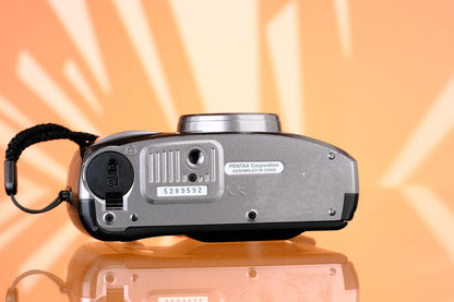 Pentax IQZoom EZY-80 35mm Point and Shoot