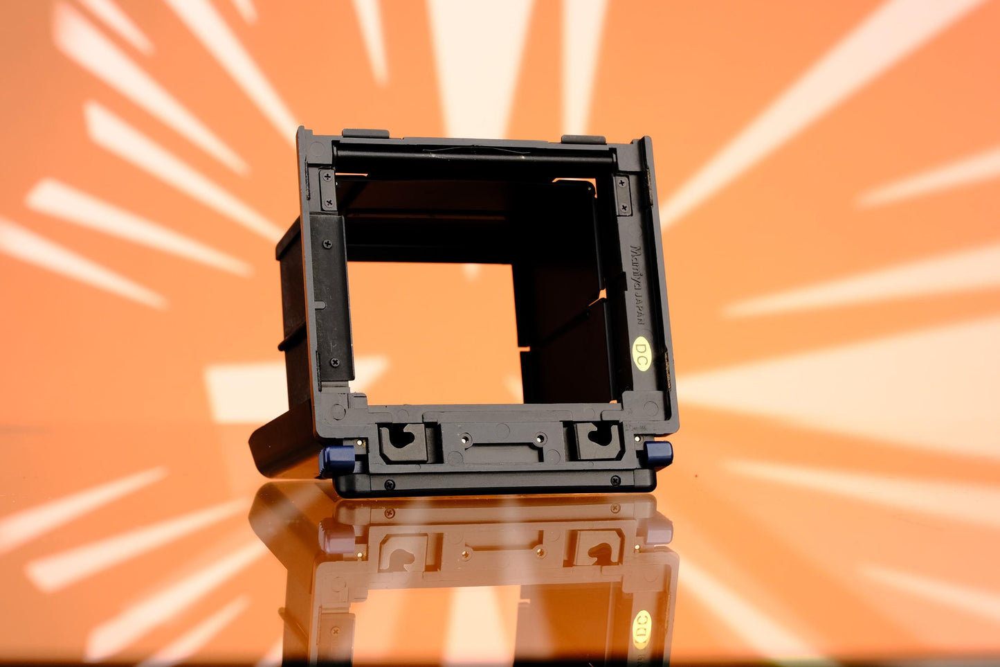 Mamiya RZ67 Waist Level View Finder