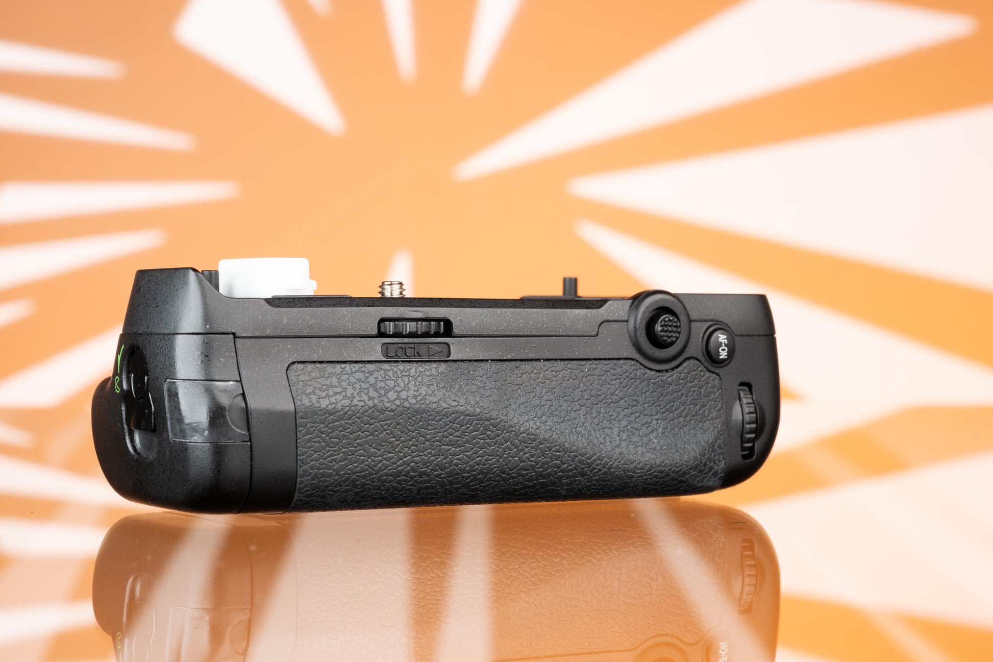 Neewer Battery Grip for Nikon D500