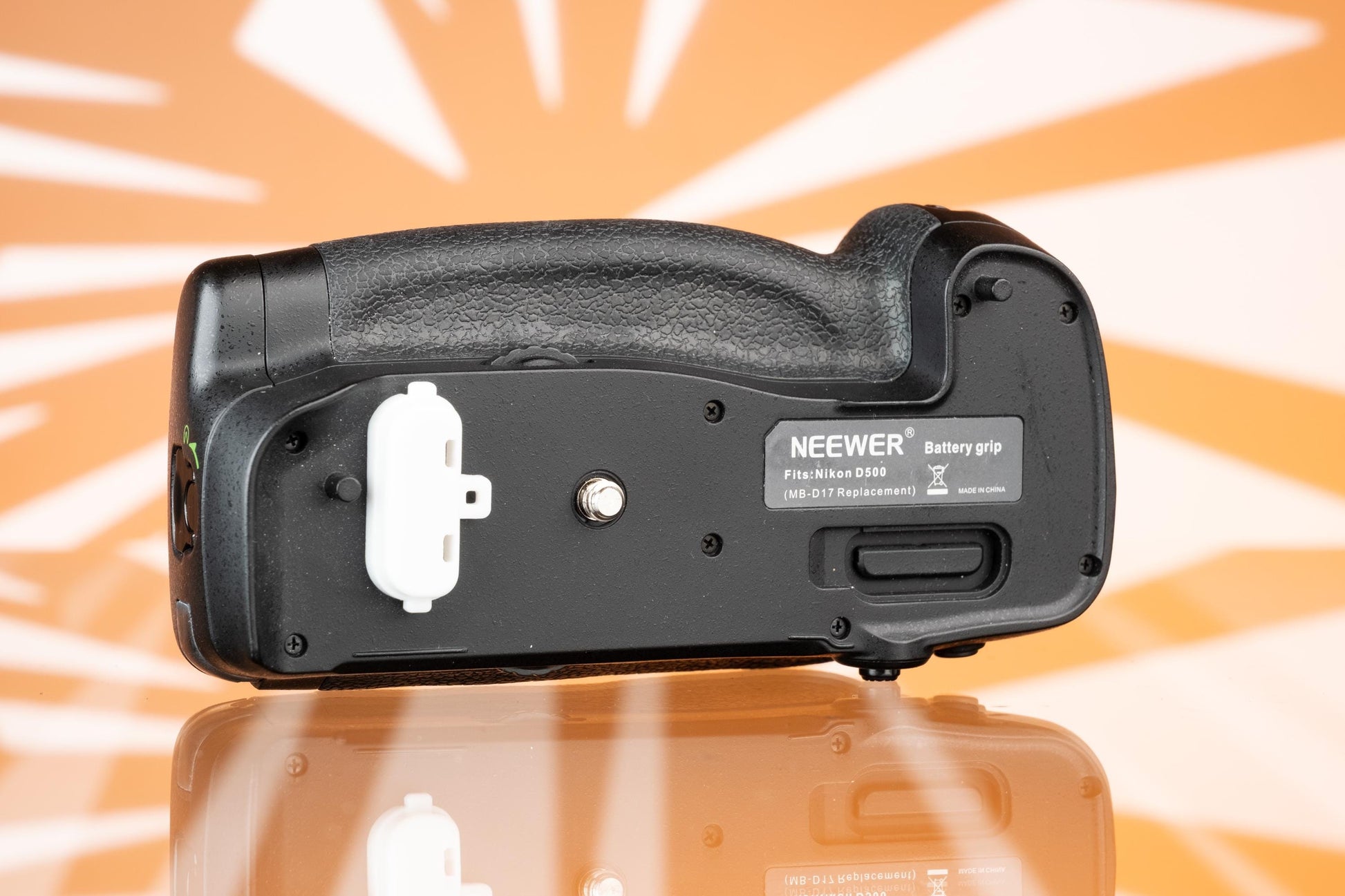 Neewer Battery Grip for Nikon D500